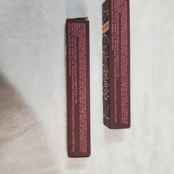 KEVIN&COCO Black Mascara - Picture 2 of 7